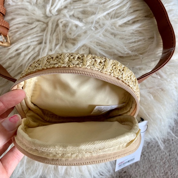 Belt Bag - Picture 4 of 4